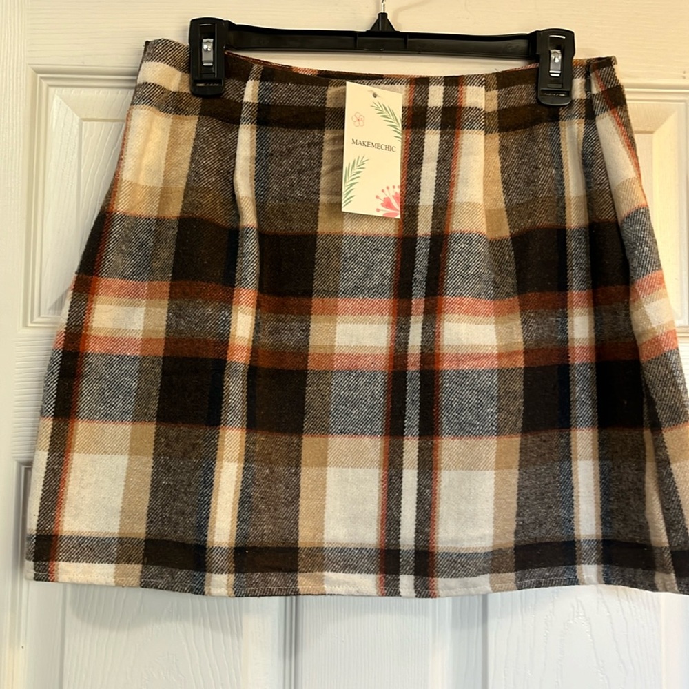 Makemechic plaid skirt NWT